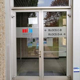 Habillage-vitrines-service-public-Projet-1.4